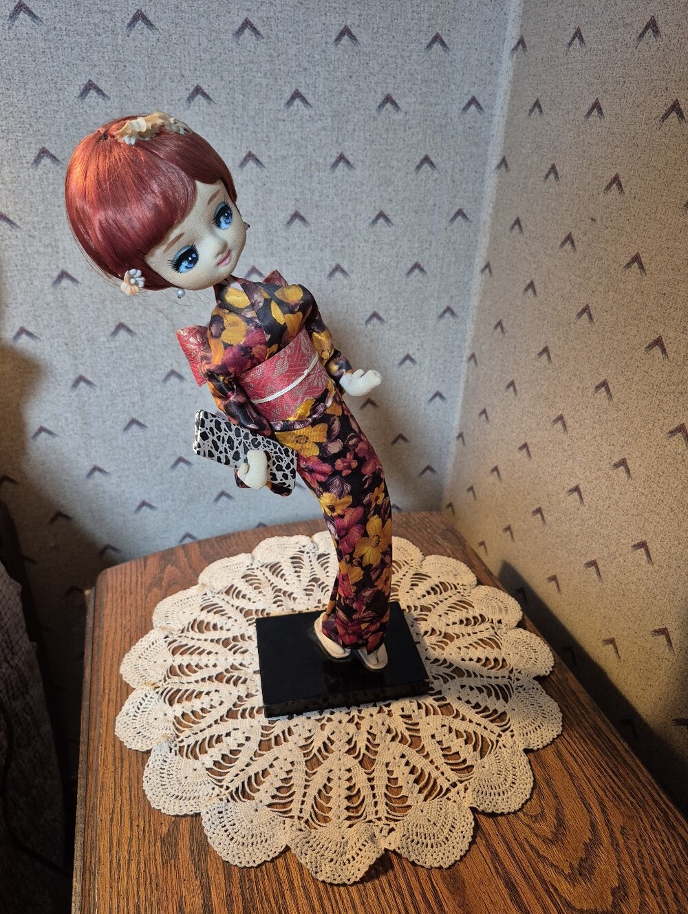 Vintage Big Eyes Floral Kimono Doll with Red Hair